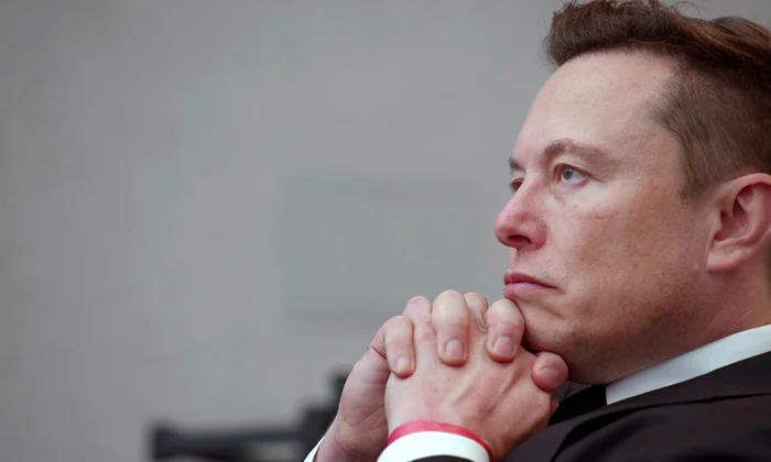 Elon Musk a cumparat Twitter pentru 44 miliarde de dolari (2) jpg