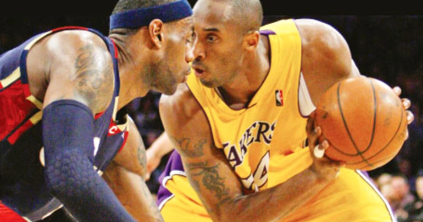 Kobe, la minge  şi LeBron vor lupta pentru titlul de MVP  