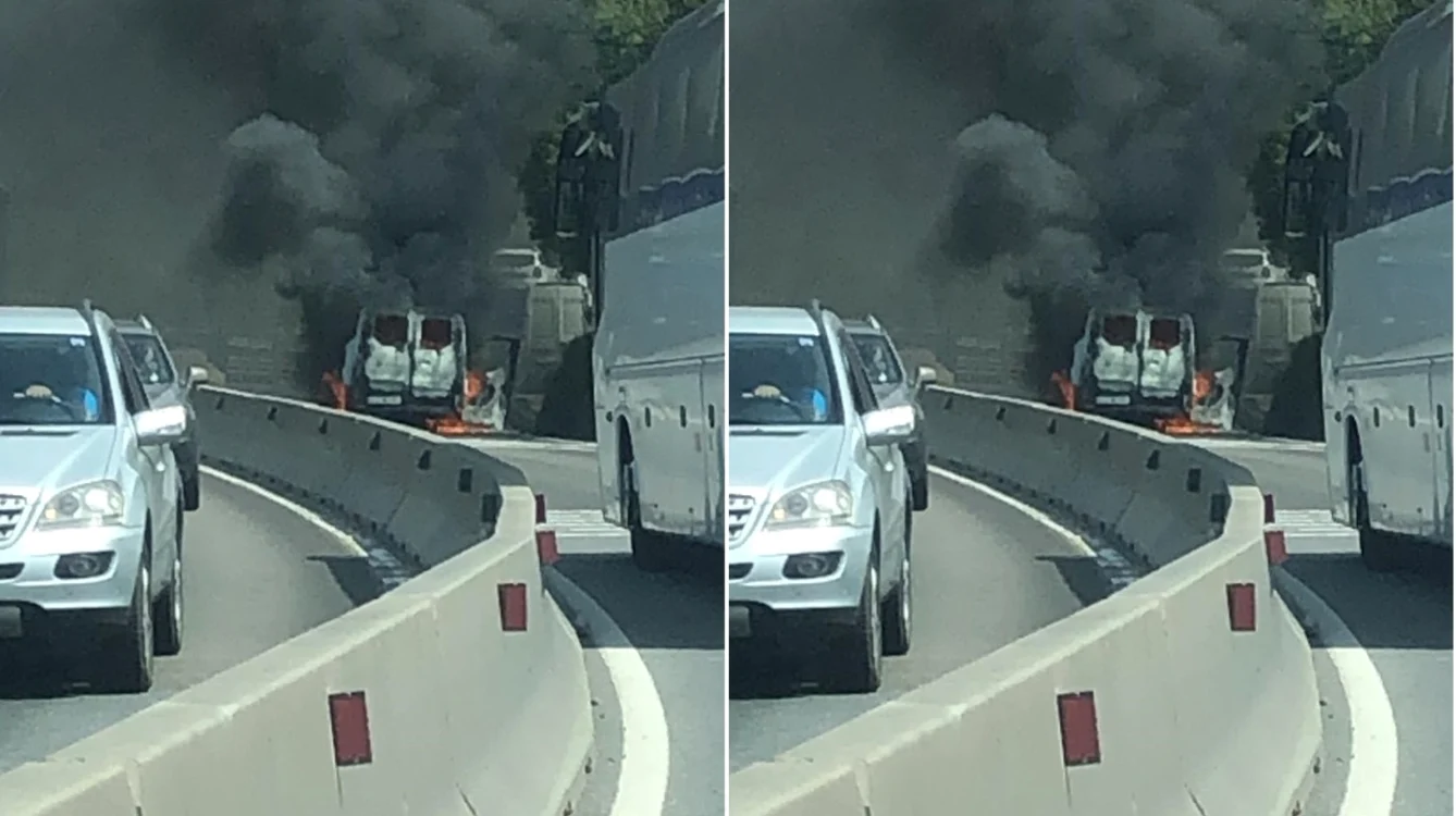 Maşină în flăcări în trafic pe DN7-E81 Dealul Negru în Vâlcea Foto ISU Vâlcea