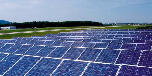 Parcul fotovoltaic de la Târnăveni va fi construit pe o păşune ce va putea fi utilizată în continuare de fermieri