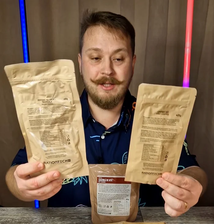 Un vlogger rus prezintă rația individuală de hrană în Armata Româna FOTO: Captură video