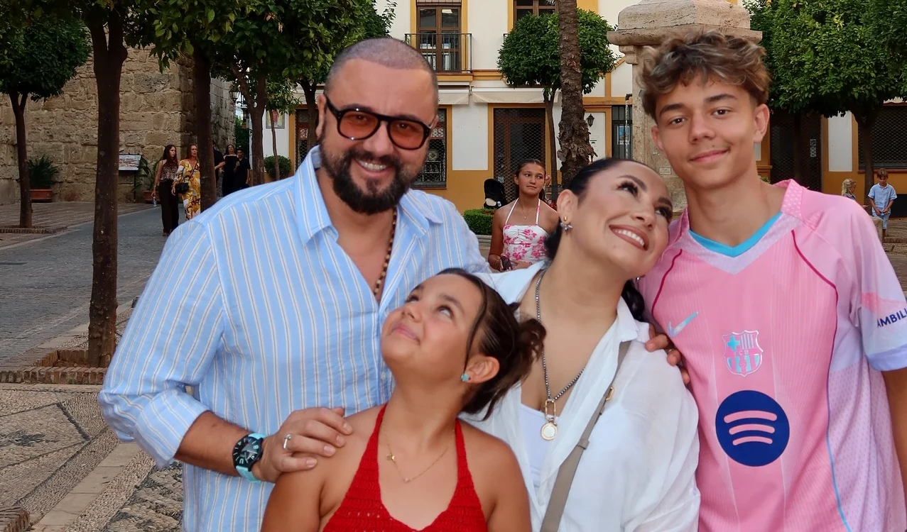 Cătălin Măruță alături de familie / FOTO: Facebook
