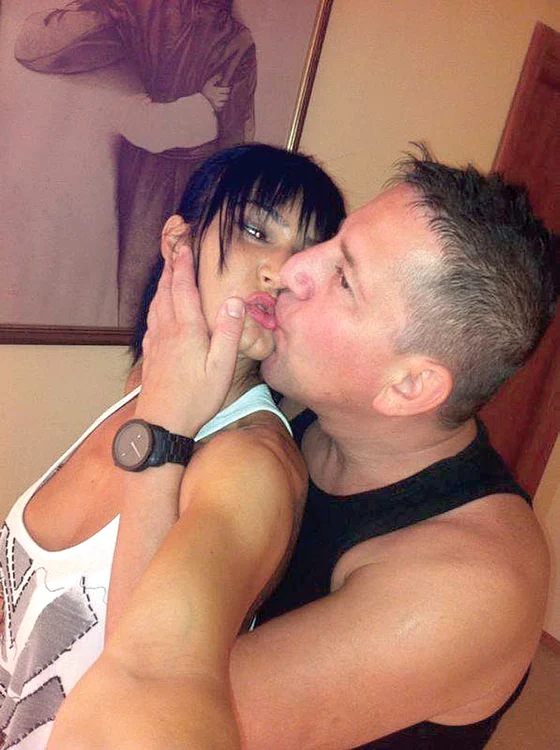 
    Costin Mărculescu  şi Ella s-au  căsătorit pe  26 septembriefoto: arhivă personală  