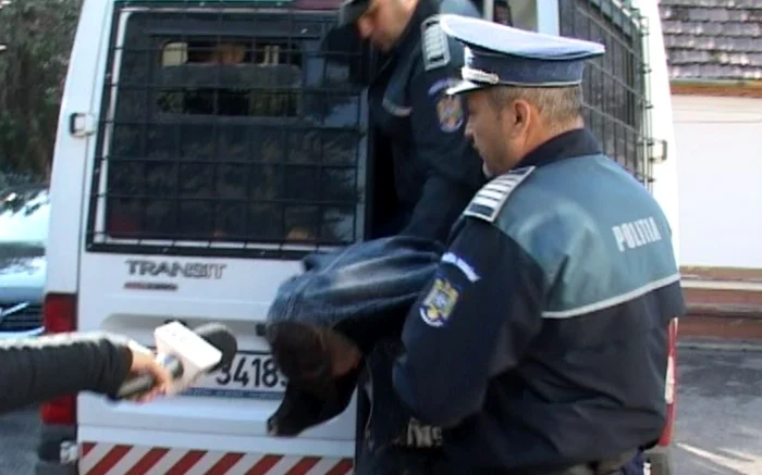Doi dintre tâlhari au fost arestaţi preventiv