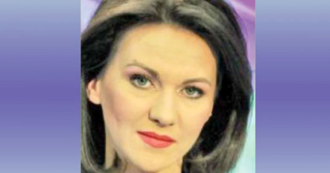 Adriana Muraru prezintă Telejurnalul de la TVR 1 