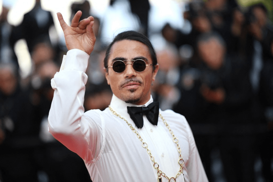 Nota de plată colosală la restaurantul lui Salt Bae din Abu Dhabi: „Este mai ieftin să iei avionul”