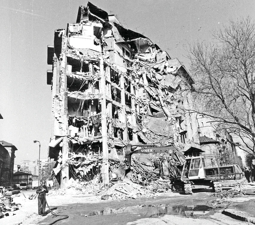 La cutremurul din 1977  au căzut 33 de clădiri. Foto: Getty