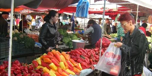 Autorităţile încearcă să elimine intermediarii din pieţele clujene