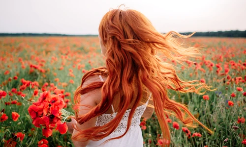 1 femeie roscata jpg jpeg