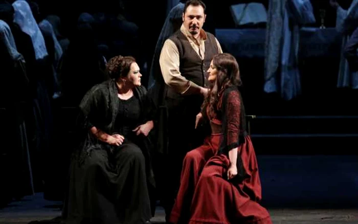 Cavalleria rusticana-Violeta Urmana, Stefano La Colla, Oksana Volkova-Foto Teatro alla Scala Brescia&Amisano