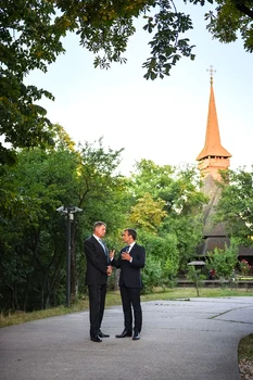 Macron si Iohannis Bucuresti Muzeul Satului (1) jpeg