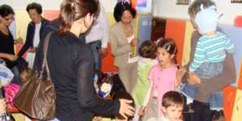 Părinţii copiilor din zona Nord au cerut primarului să le rezolve problema grădiniţei preşcolarilor pe timpul vacanţei