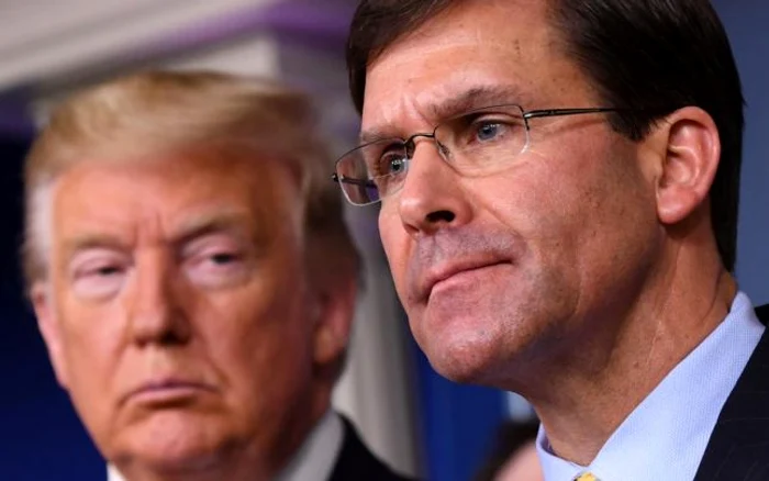 Preşedintele SUA, Donald Trump şi şeful Pentagonului Mark Esper