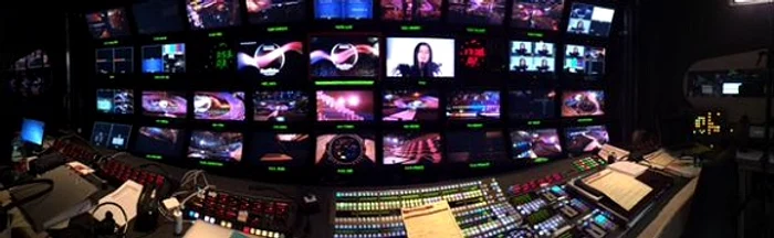Imagini din regia de transmisie a Eurovision 2015, semifinala 1