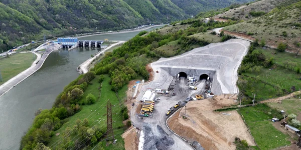 Tunelul Robești  Foto Daniel Guță  ADEVĂRUL (6) jpg