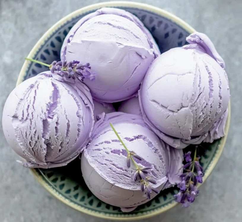 inghetata cu lavanda jpg