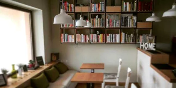 cafenea-biblioteca bookla cluj foto