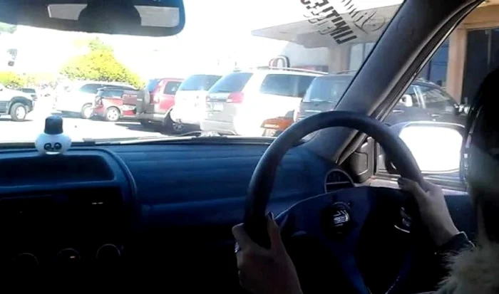 Mașini cu volan pe drreapta FOTO: Arhivă