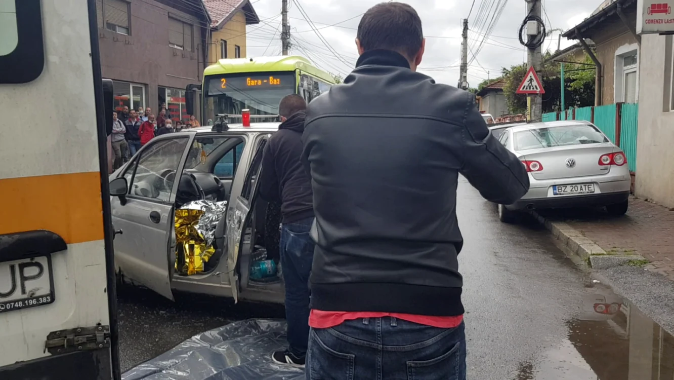 Victima se afla pe bancheta din spate  Sursa Iulian Bunilă