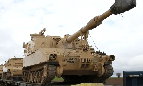 Americanii au adus artileria grea în România / FOTO  jpeg