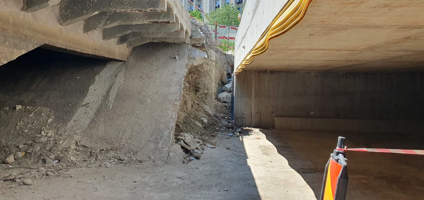 Diferența între cele două planșee de la Unirea, cel vechi (stânga) și cel nou