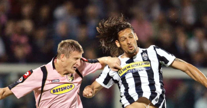 Goian (stânga) a jucat puţin în Italia,  dar a prins derby-ul din tur cu Juventus   