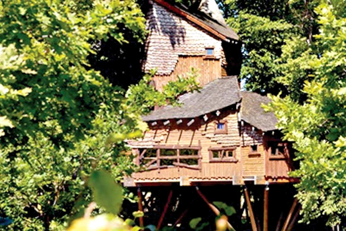 10-Romania: Casa Harmonie,  Predeal  Preţ: 80 de euro  (350 de lei) (Fotografii: Harmonie.ro / booling.com)