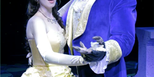 Bacău: „Frumoasa şi Bestia“ la Teatrul Bacovia