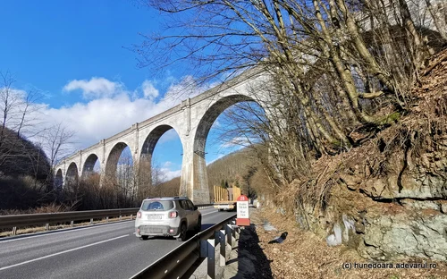 Viaductul Luncoiu de la Brad  Foto Daniel Guță  ADEVĂRUL (28) jpg