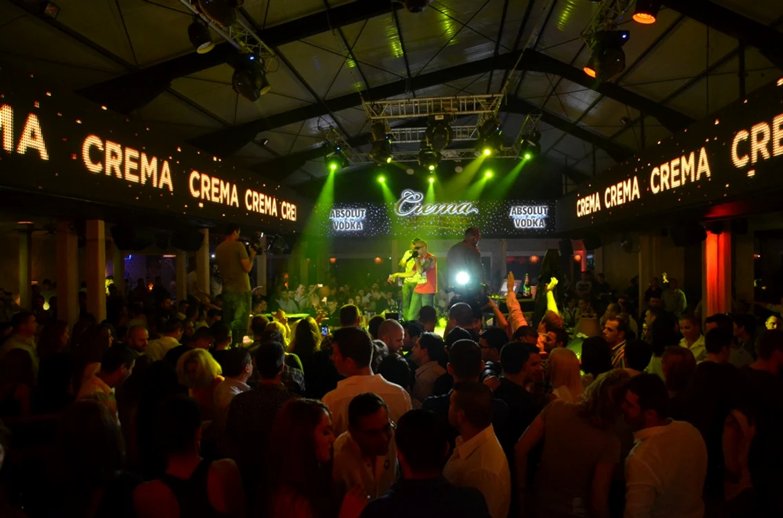 Viaţă de noapte la Mamaia FOTO Crema Summer Club