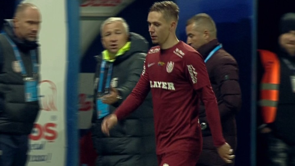 Fițe de „vedetă”. Dan Petrescu, umilit de propriul său jucător, Louis Munteanu
