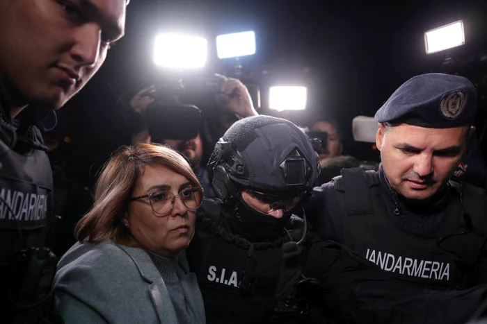 Laura Crişan a fost reţinută pentru omor calificat. FOTO Inquam Photos / Octav Ganea