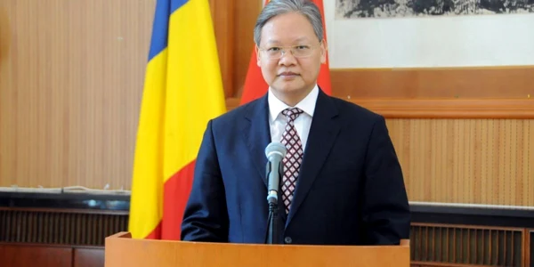 Ambasadorul Chinei in ro Xu Feihong
