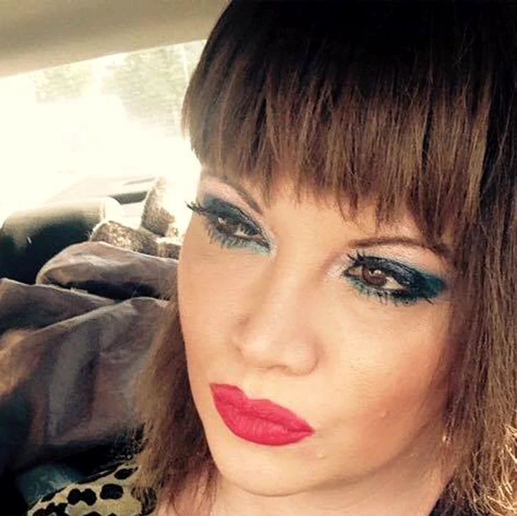 
    Oana Lis trece prin momente grele zilele acesteaFoto: arhivă personală  