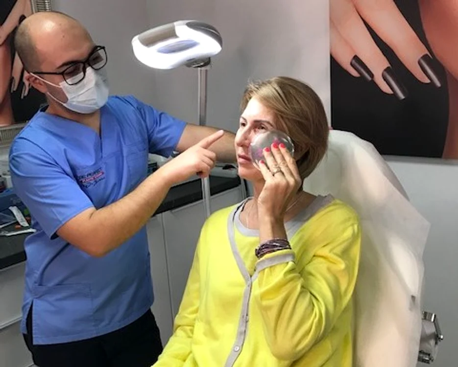 Monica Iagăr a fost joi la medicul esteticianfoto: Click!
