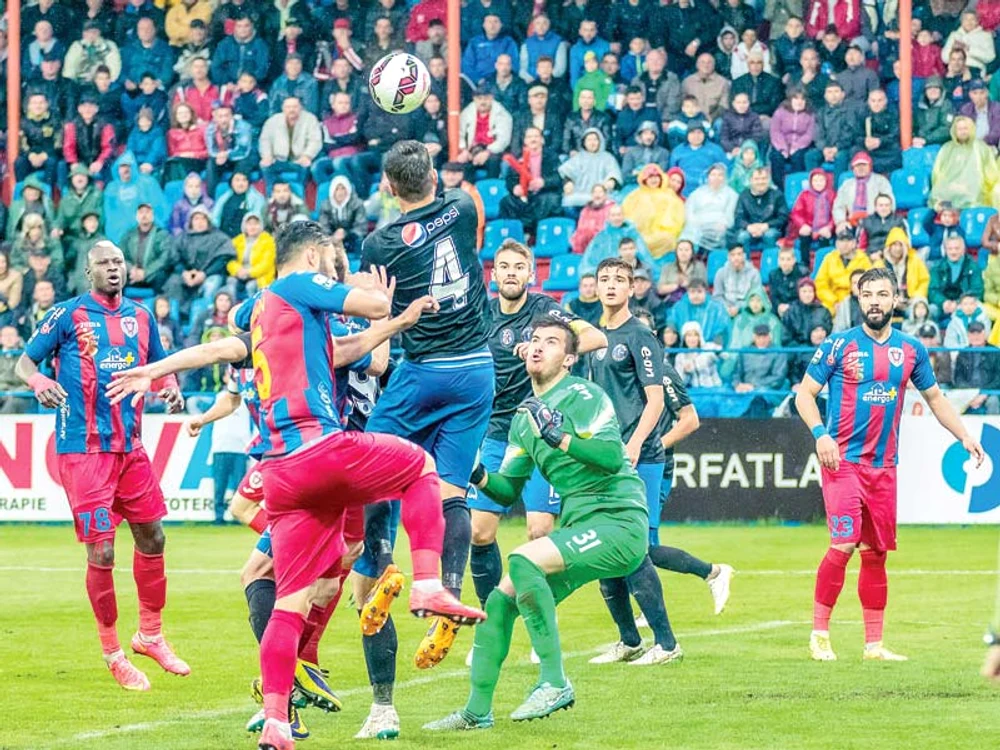 
    Majoritatea fazelor spectaculoase au avut loc la poarta ViitoruluiFoto: sportpictures.eu  