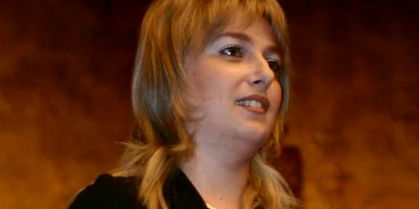 brindusa novac FOTO Mediafax