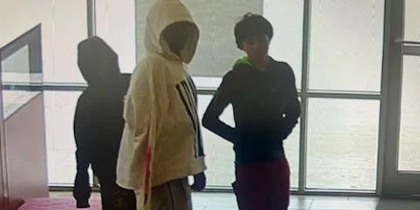 Trei băieți au jefuit o bancă din Texas  Foto X FBI Houston jpg