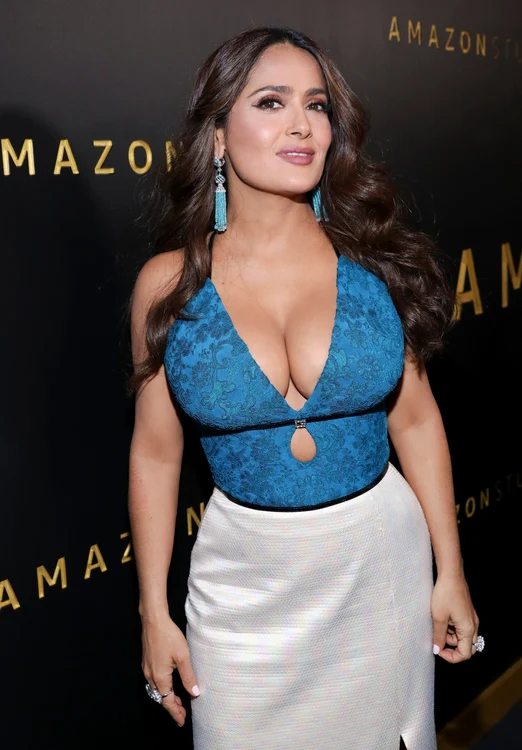 5 salma hayek 53 de ani 3 jpg jpeg