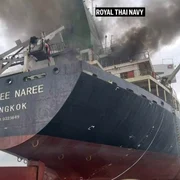 nava comerciala lovita foto Royal Thai Navy jpg