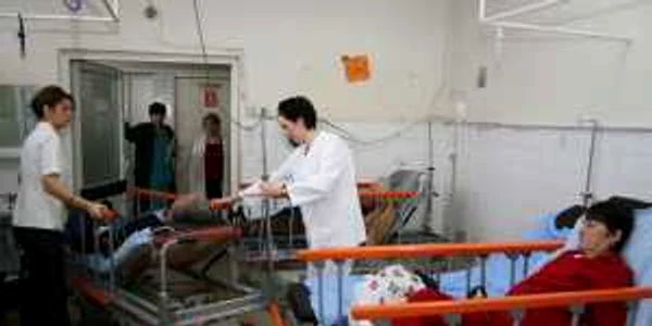 Şocat de spitalele din România, un englez strânge bani să ridice o clinică în satul Viscri