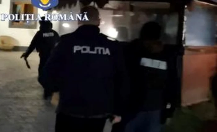 Percheziții FOTO Arhivă Politia Română