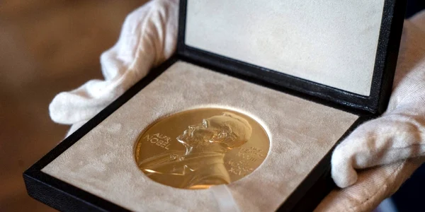 premiu nobel ap
