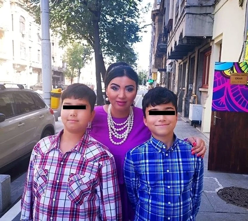 Adriana Bahmuțeanu și cei doi băiețifoto: arhivă personală