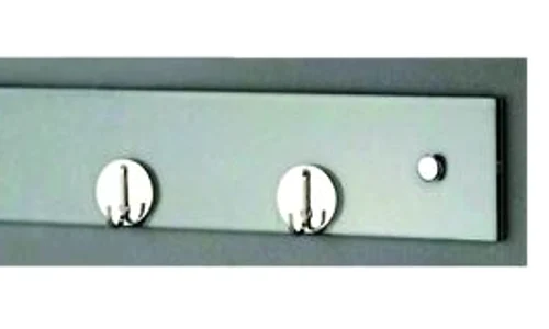 cuier din sticlă securizată,  3 suporturi din oţel, la kika jpeg
