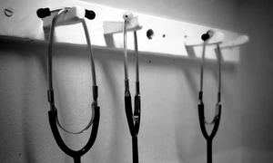 lipsa medici stetoscop in cui shutterstock 1348696283 jpg