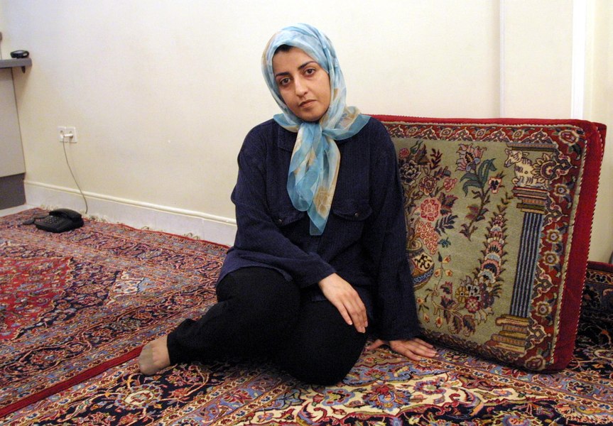 Laureata Premiului Nobel pentru Pace intră în greva foamei. Narges Mohammadi este încarcerată în Iran