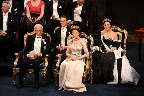 Regele Carl XVI Gustaf al Suediei, Regina Silvia şi Prinţesa Victoria