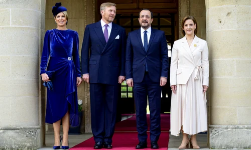 Maxima în albastru, în Cipru, Profimedia