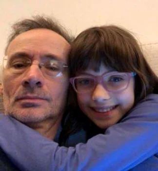 Mihai Albu și fiica lui, Mikaela
